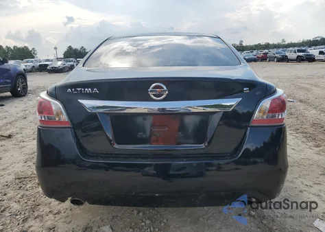 2015 Nissan Altima 2.5 из США, поврежденный, VIN 1N4AL3AP8FC567093